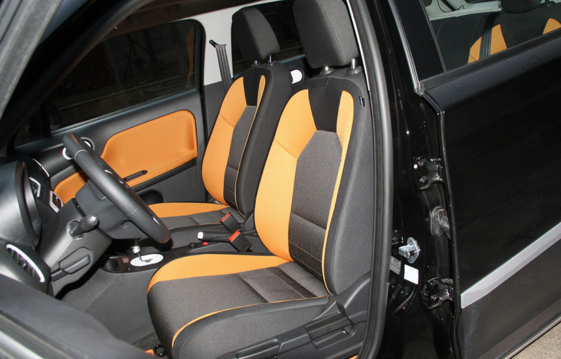 名爵mg3sw,外观设计精致而又沉稳,车身线条优美细腻