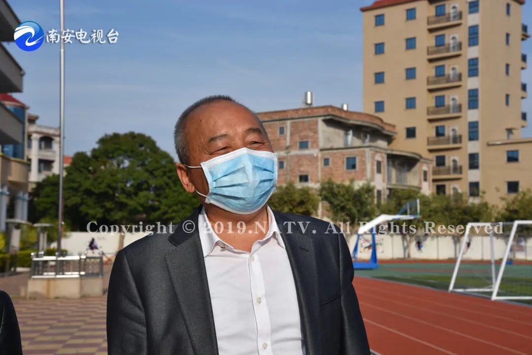 点赞!南安老党员,退休校长吴跃进捐出近5个月退休金做这件事!