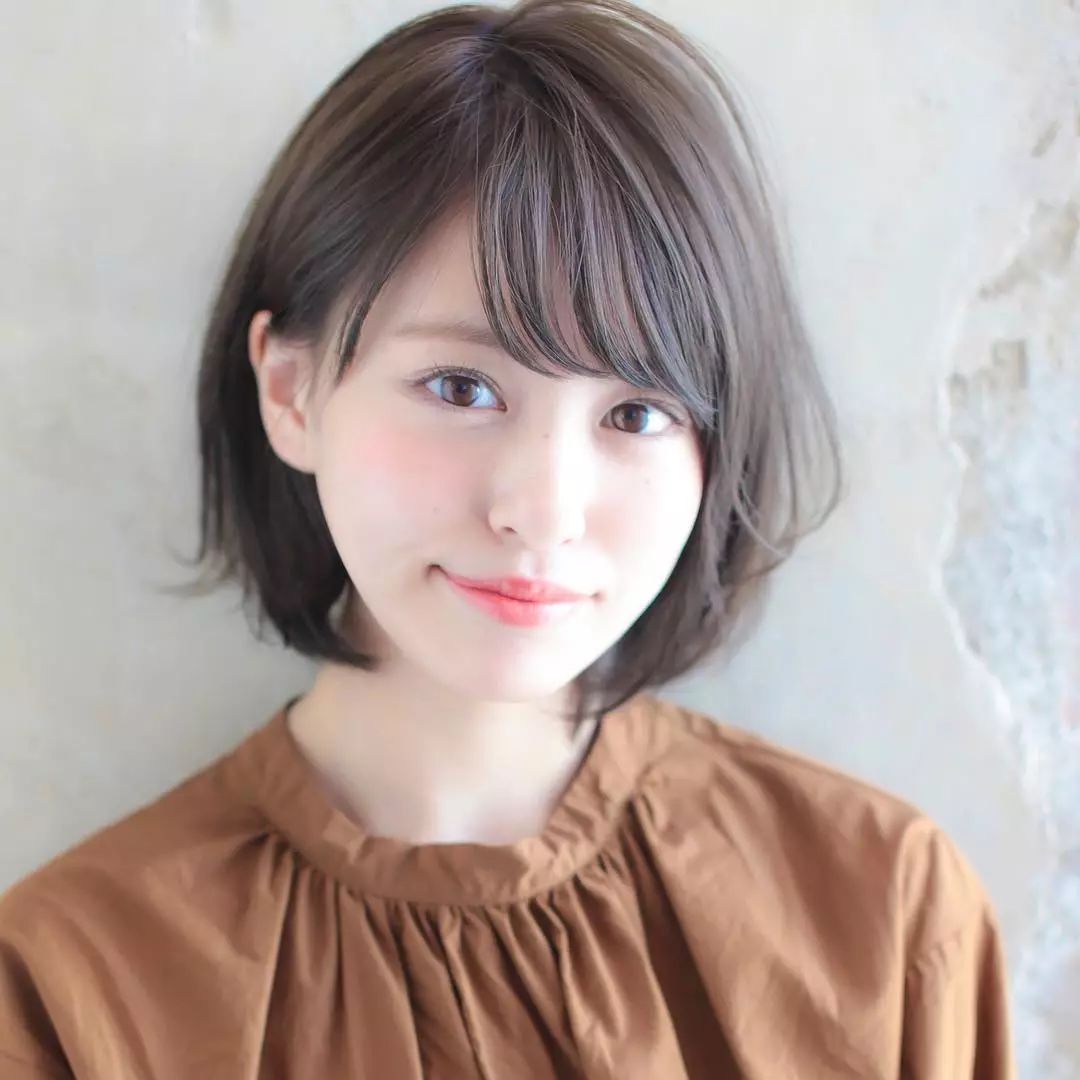 发型|跟着日本小姐姐做这些发型,能让你在冬季美上天!