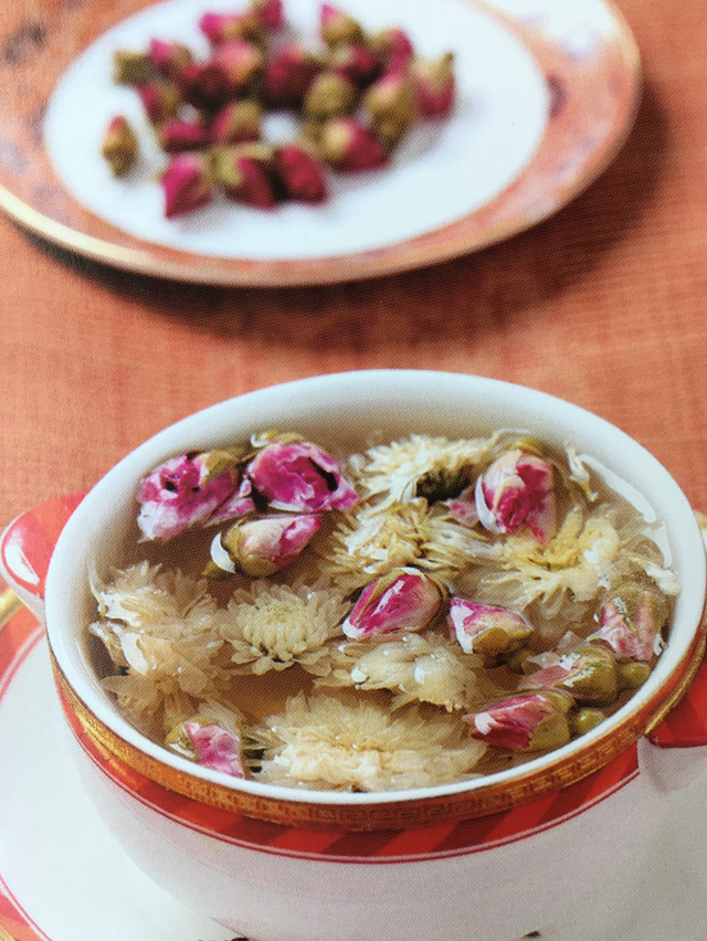 美容系列:美肤养颜之玫瑰菊花茶