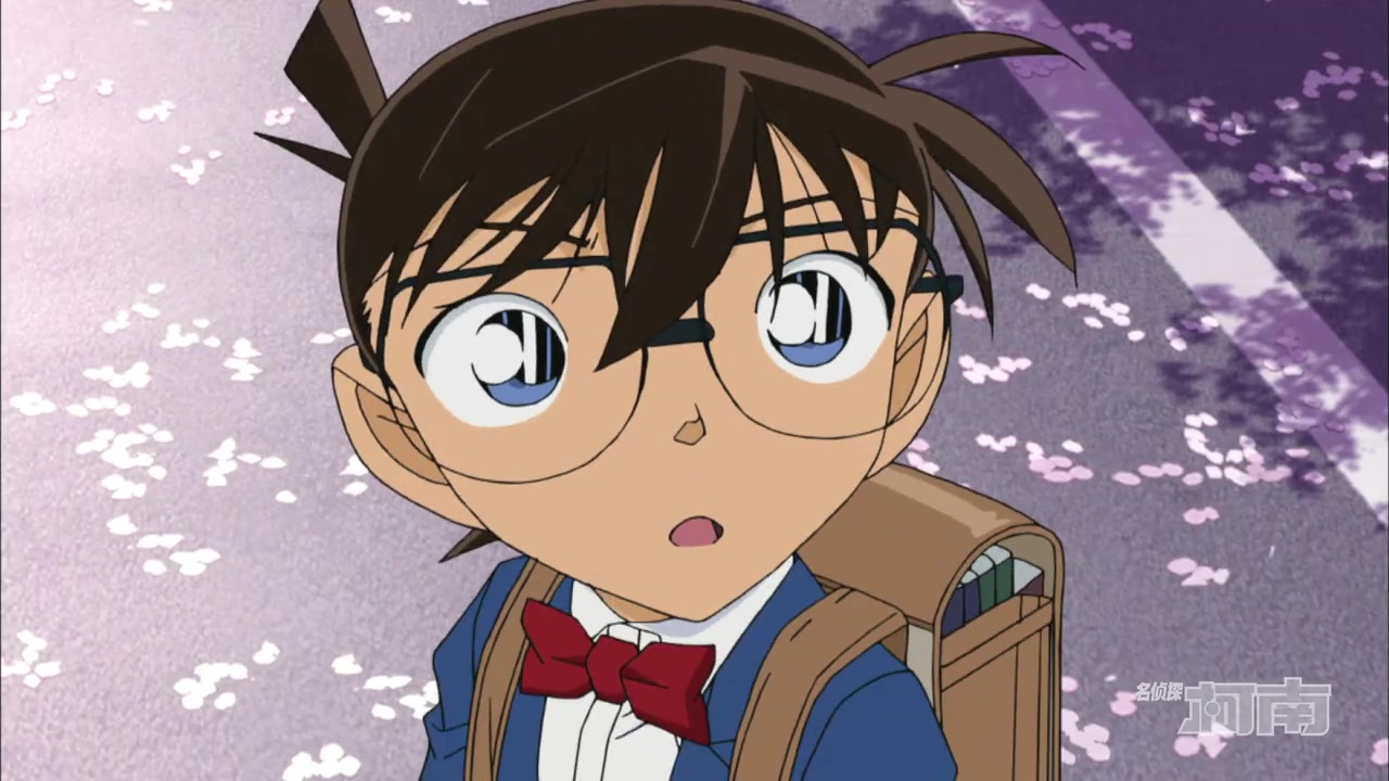 名侦探柯南:话说小兰来到樱花园,想起了小时候和新一的往事