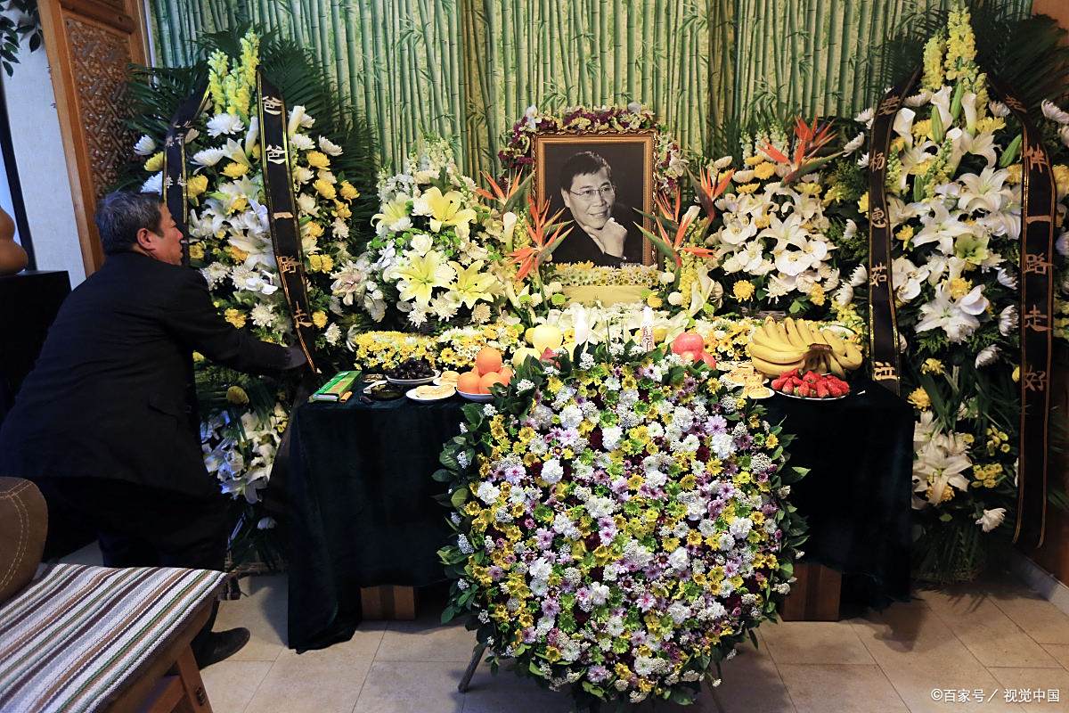 老家村民的无情一面:奶奶的葬礼只有六个乡邻出席