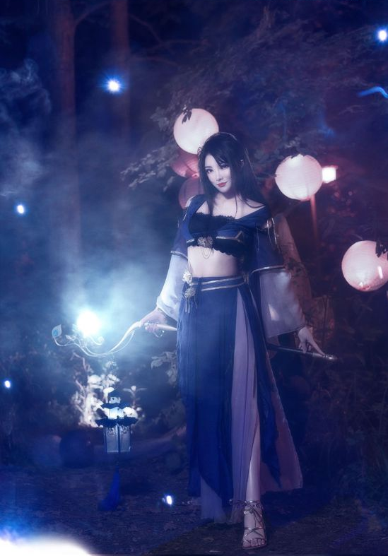 逆水寒九灵美女cos:灯影夜梦九州月