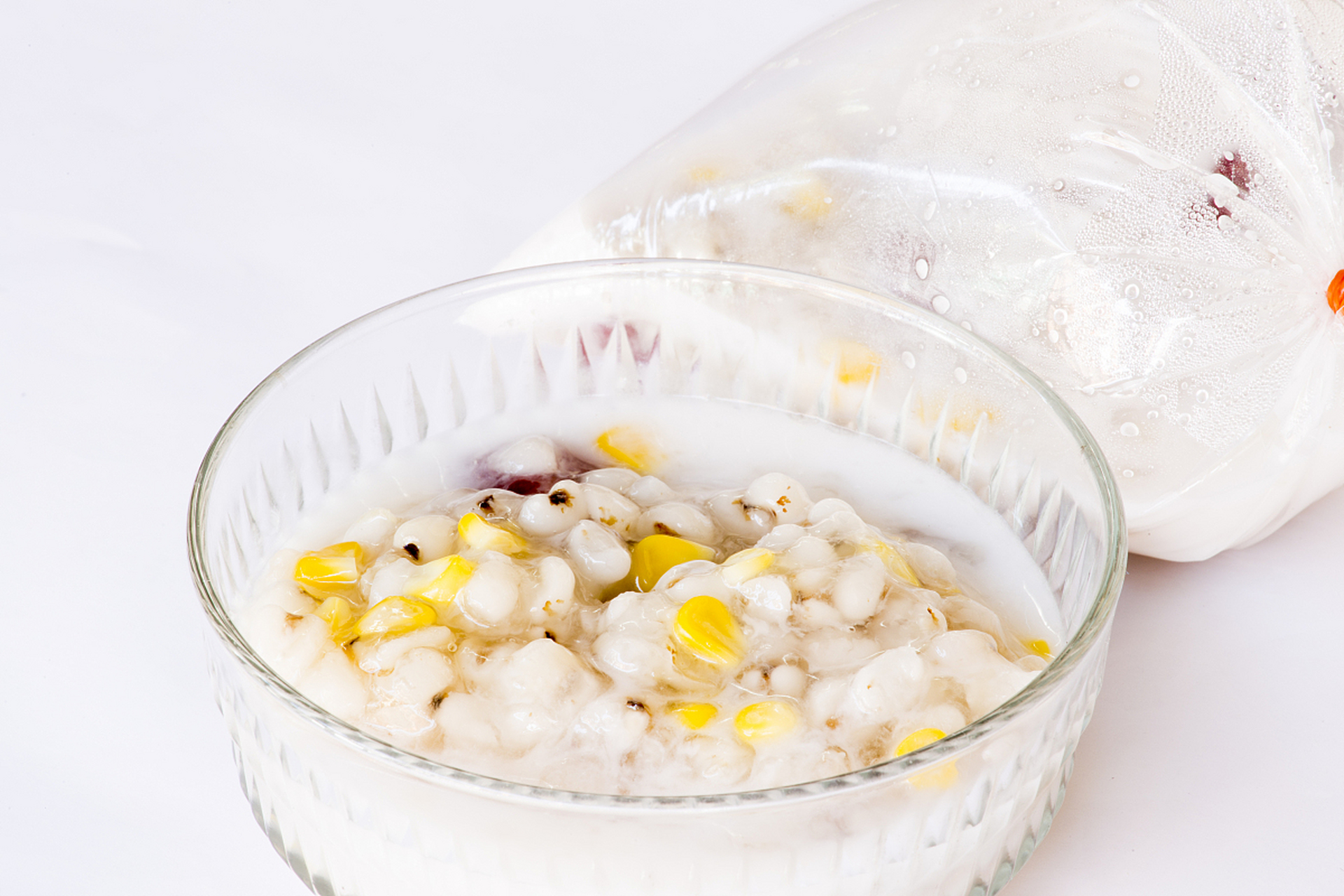 标题:95鸡头米煮粥,甜美梦幻的口感94 97 嗨,亲们,我要来分享一