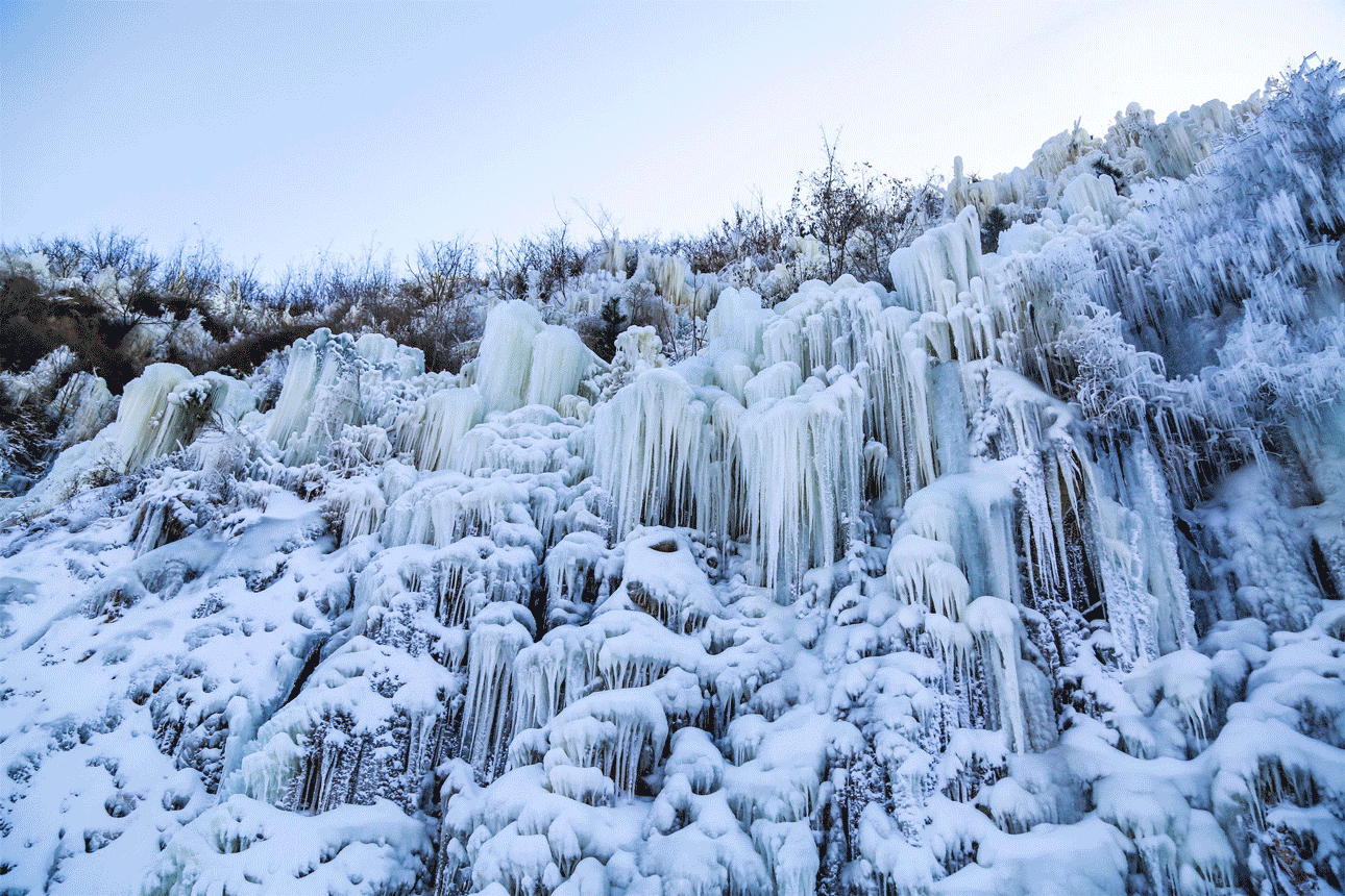 美醉!济南186枚增雪弹全力冲刺,造就绝美的南山雪景