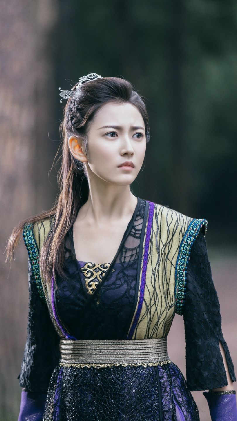 唐嫣旗下女演员,曾是横店群演,如今变身成《倚天屠龙