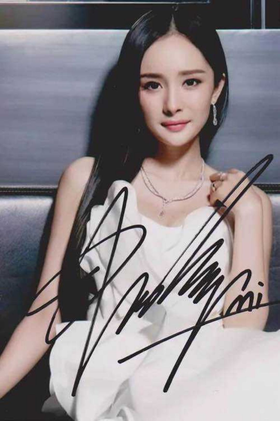 你们认为哪个明星的艺术签名最帅最个性呢?