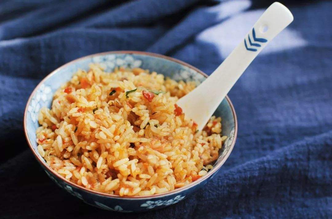 风味人间种草——如此奢侈的秃黄油拌饭,想不想来上一碗?