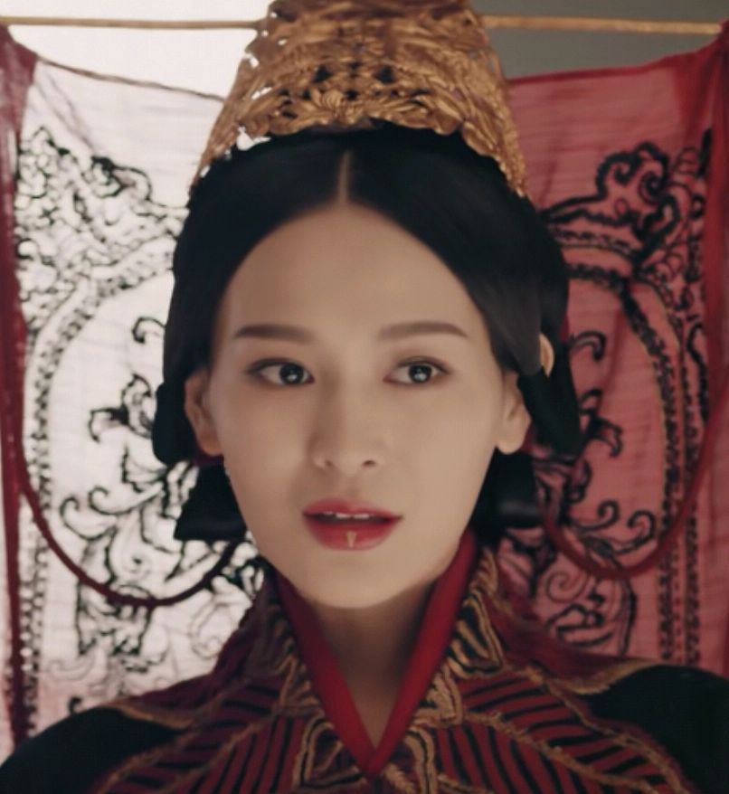 《太子妃升职记》绿篱化身腹黑心机女公主雅,演技值得敬佩!你觉得呢?