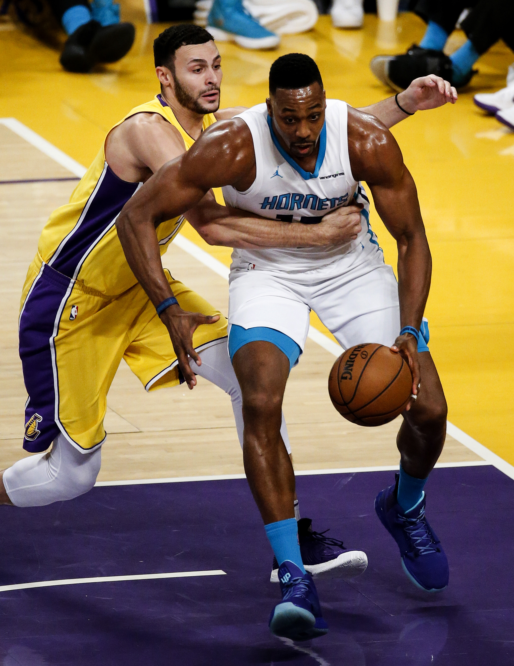(体育)(9)篮球——nba常规赛:湖人不敌黄蜂