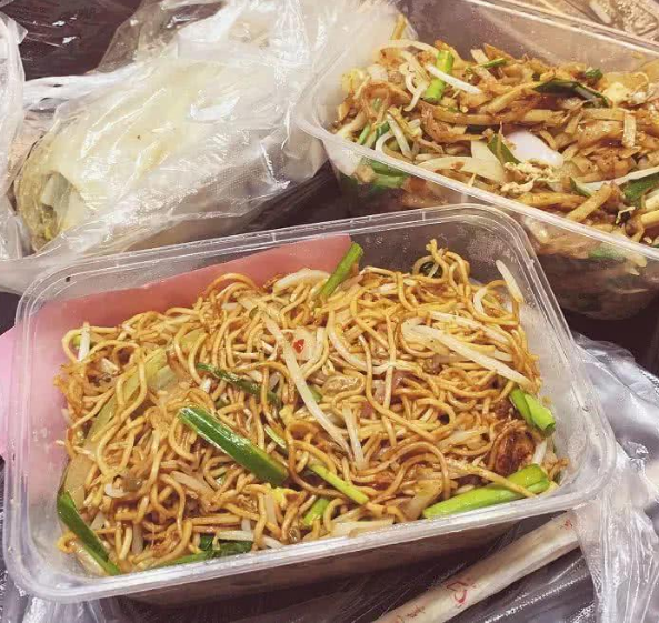 饭店老板"都不吃"的4种外卖,炒面排行第三,第一外卖员的最爱