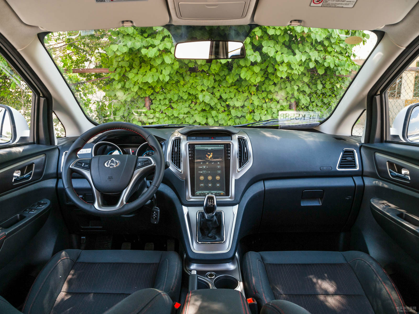 对睿行s50内饰和空间的鉴赏