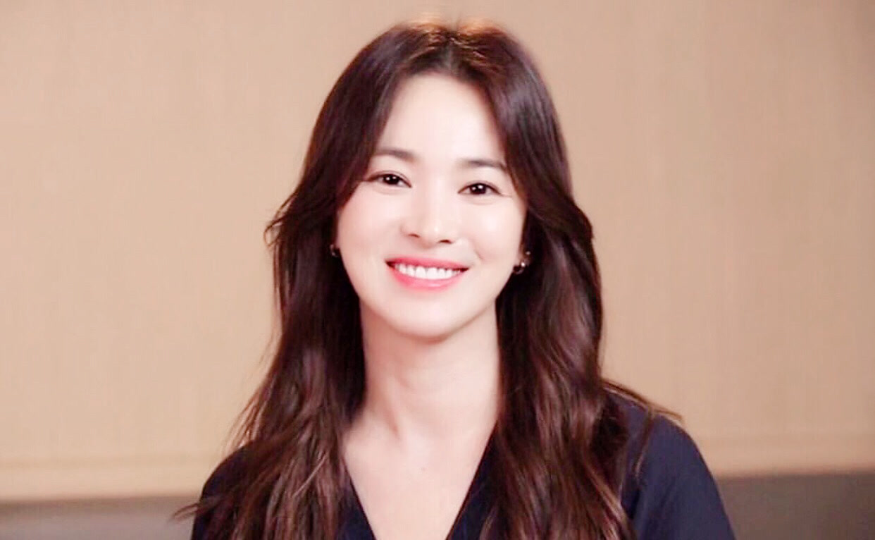 宋慧乔:精致的五官,甜美的微笑,简直美到让人窒息!