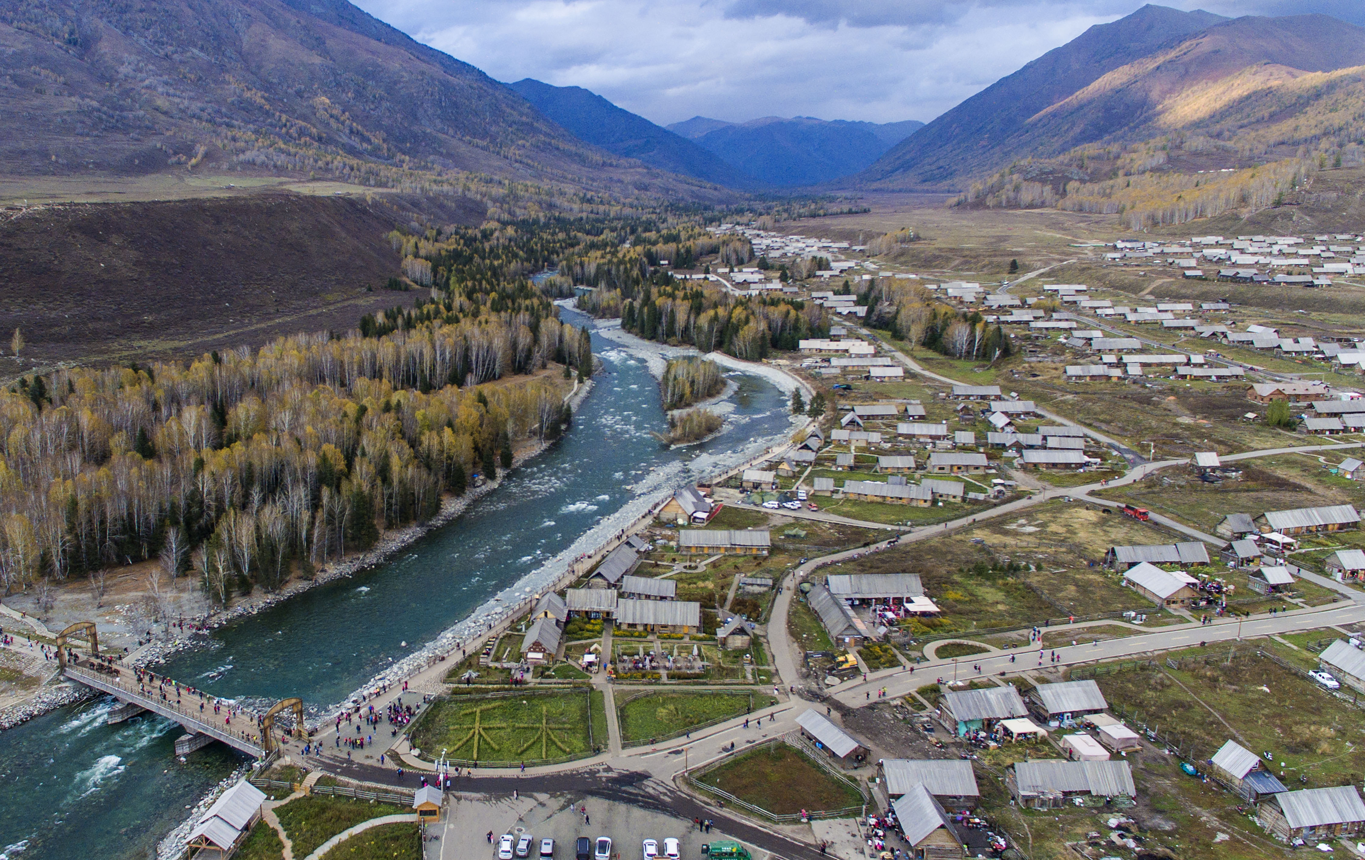 乡间小屋变"钱袋子"——新疆特色民宿助农牧民增收致富(8)