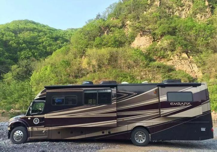 明星们用的房车"壕"无人性,最后一款让我最无语!