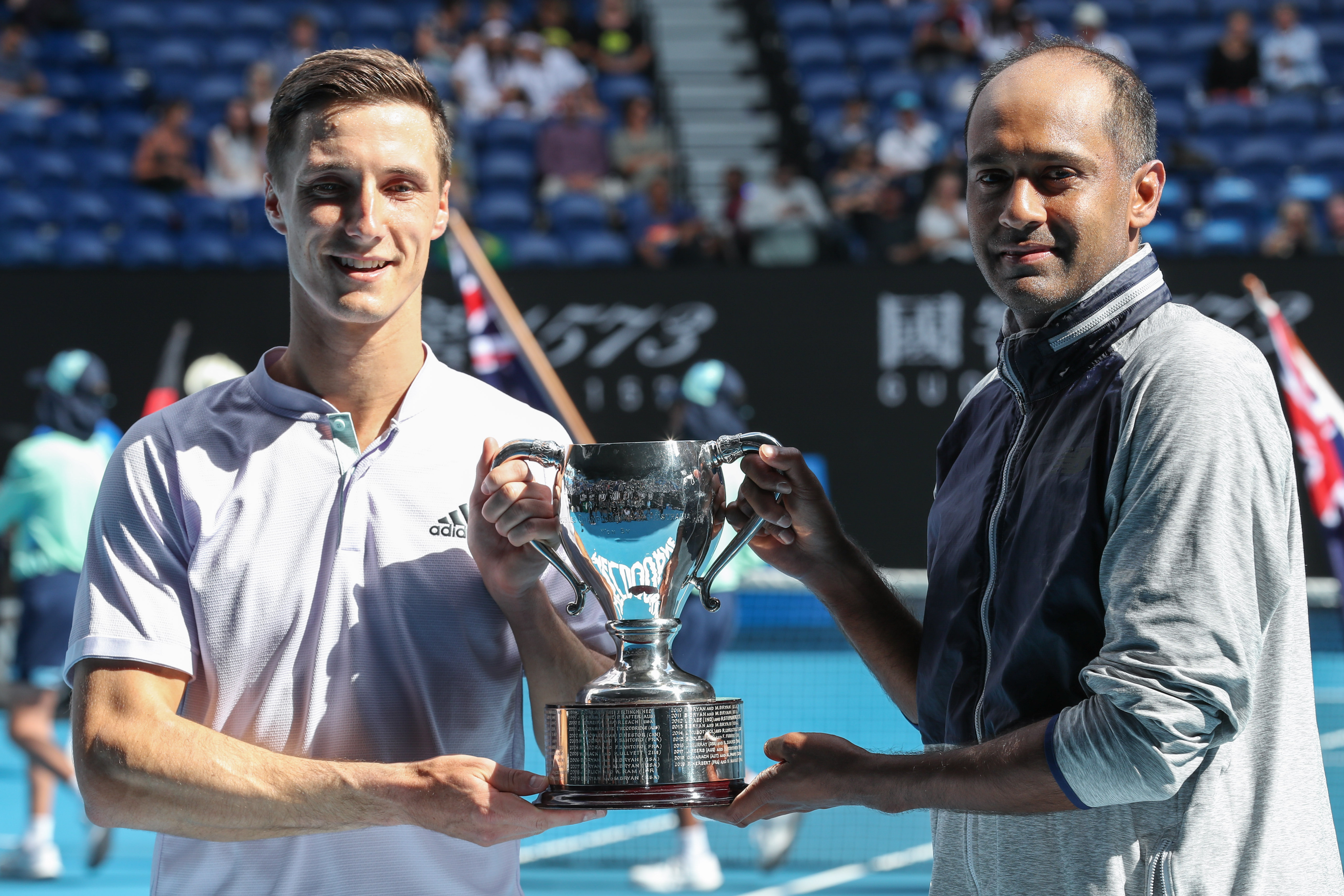 澳网:拉姆/萨利斯伯里夺得男双冠军