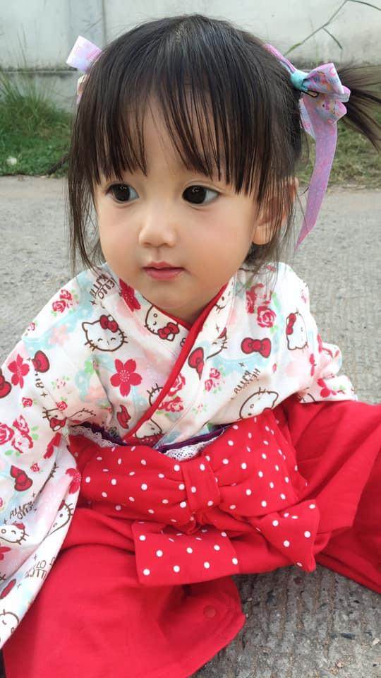 中国颜值最高的小女孩图片