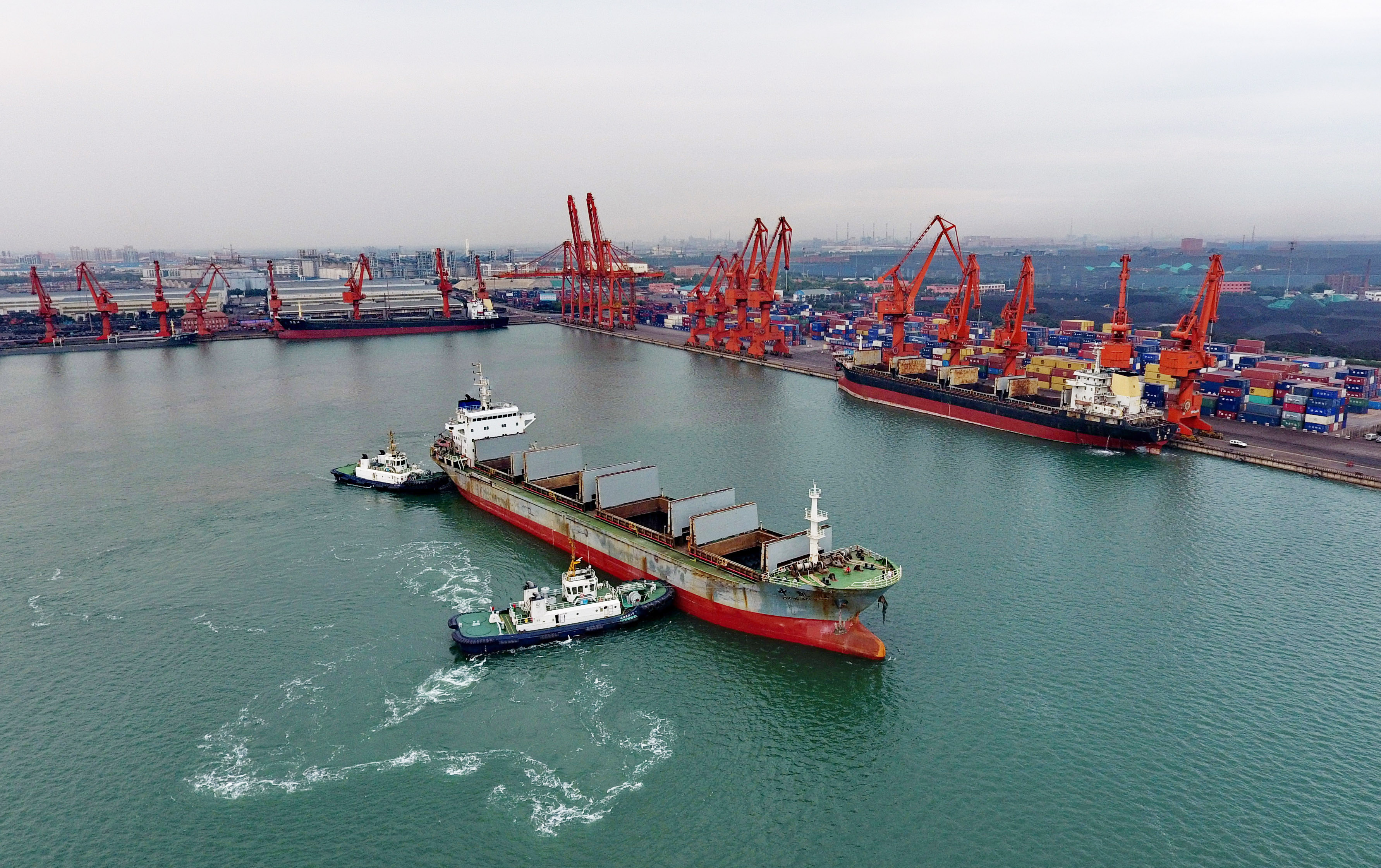 唐山港1至8月吞吐量超4亿吨(2)