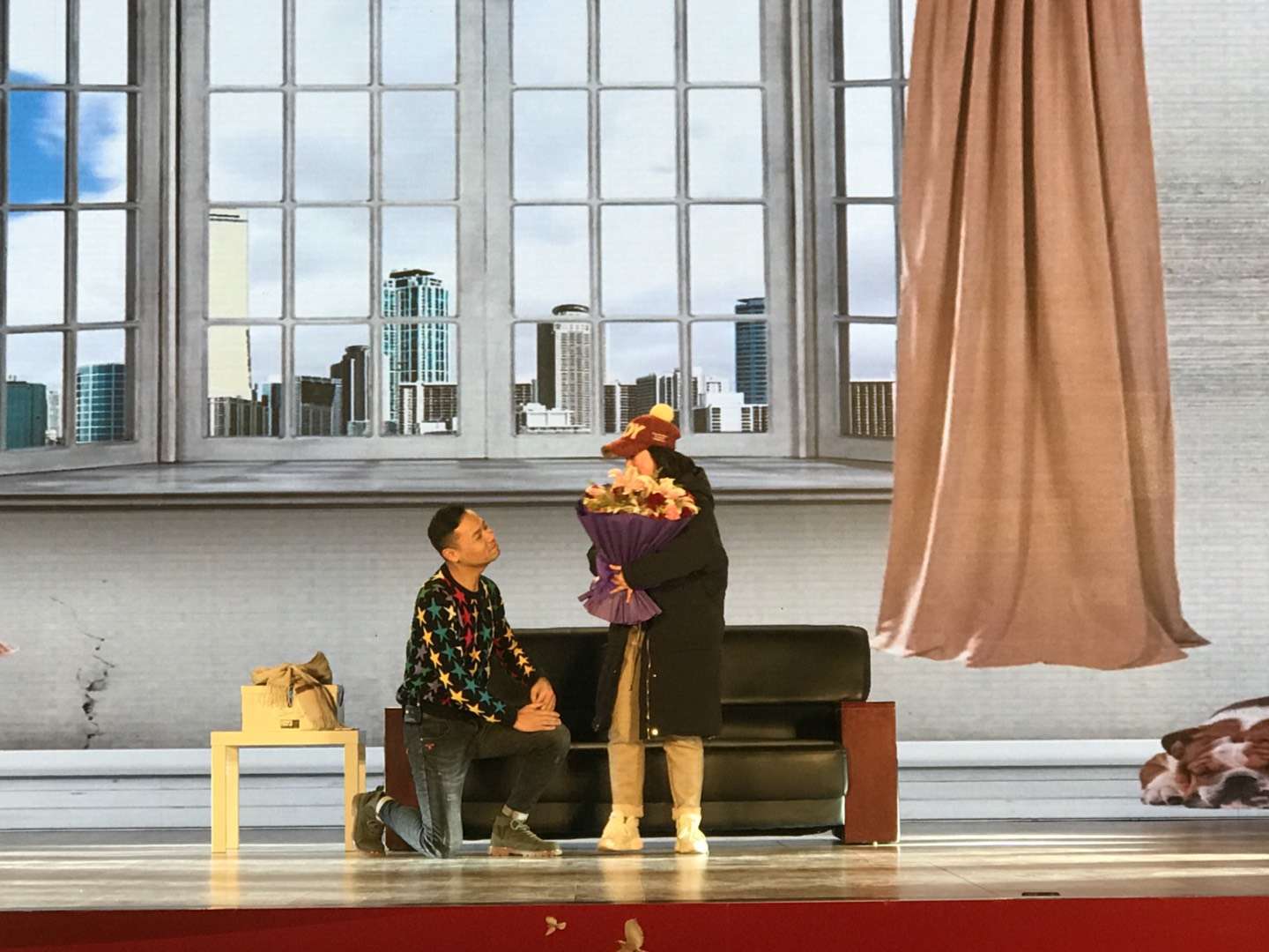 无锡:小品"婆婆也是妈"在京2019雷锋春晚上演
