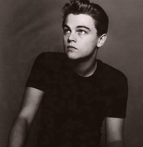 小李子为女友暴瘦40斤,重回颜值巅峰,网友:是水枪不好玩吗?