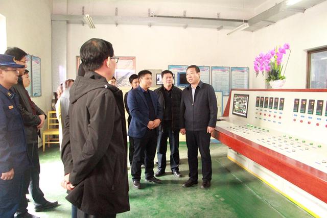 陈景春带队督查城区冬季供暖准备工作