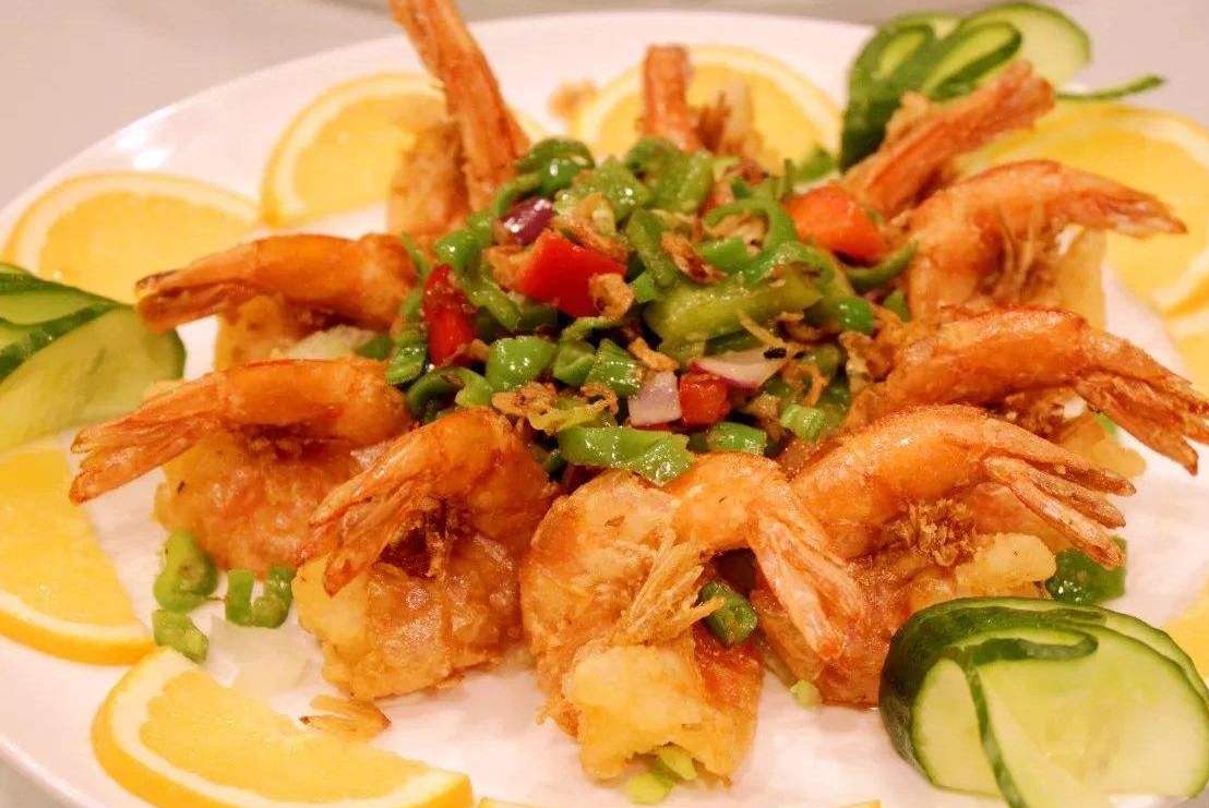 椒盐脆皮虾:酥脆美味,制作简单,孩子们都抢着要吃