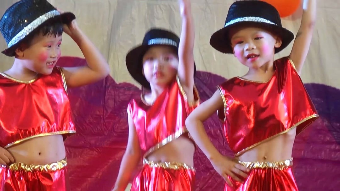 小野猫舞蹈教学视频Buttons性感小野猫流行性