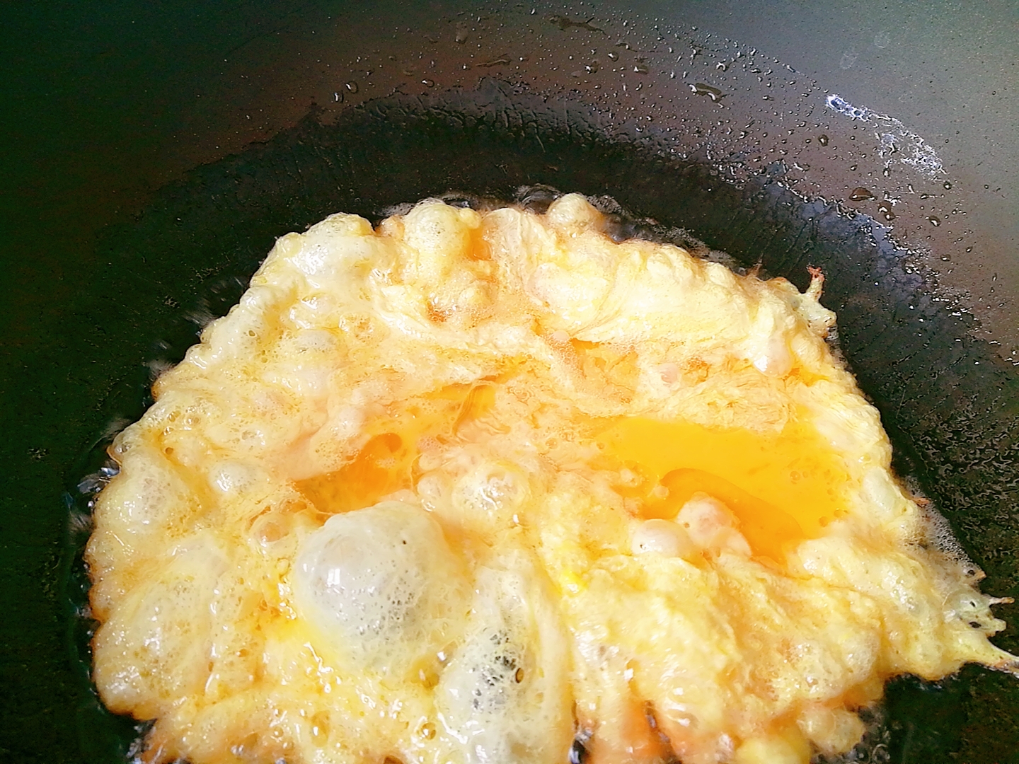 番茄炒鹅蛋的正确打开方式:随手加一点它,不腥不臭,滑嫩爽口