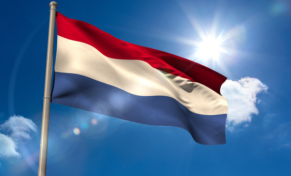 国旗最几乎"一样"的两个国家,使用同样的配色,让人傻傻分不清