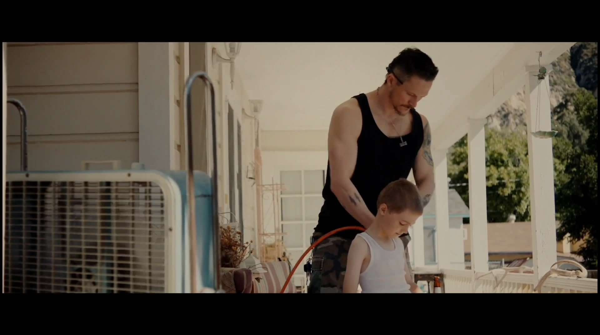 奥斯卡最佳真人短片《肤色》——无声的抵抗唤醒人性的良知