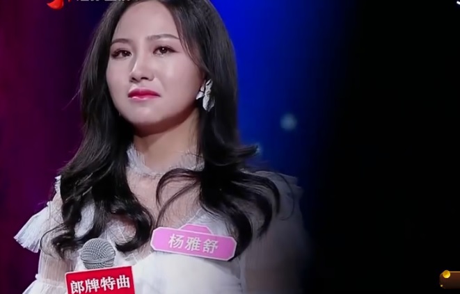 《新相亲大会》左龙逆袭牵手女嘉宾,愿意为女孩垫一辈子增高鞋垫