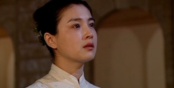 《女人不是月亮》中的扣儿,息影多年仍旧美丽,还有人记得她吗?