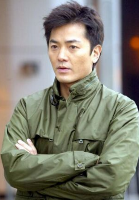 你没见过的明星另一面:刘欢短发,汪涵没眼镜,郑伊健帅气短发