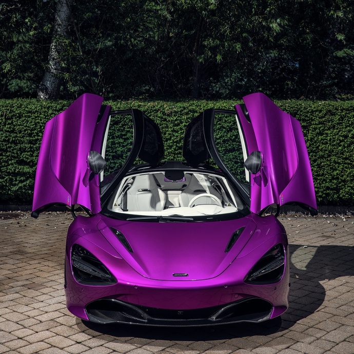 迈凯伦720s,好骚气的紫色!