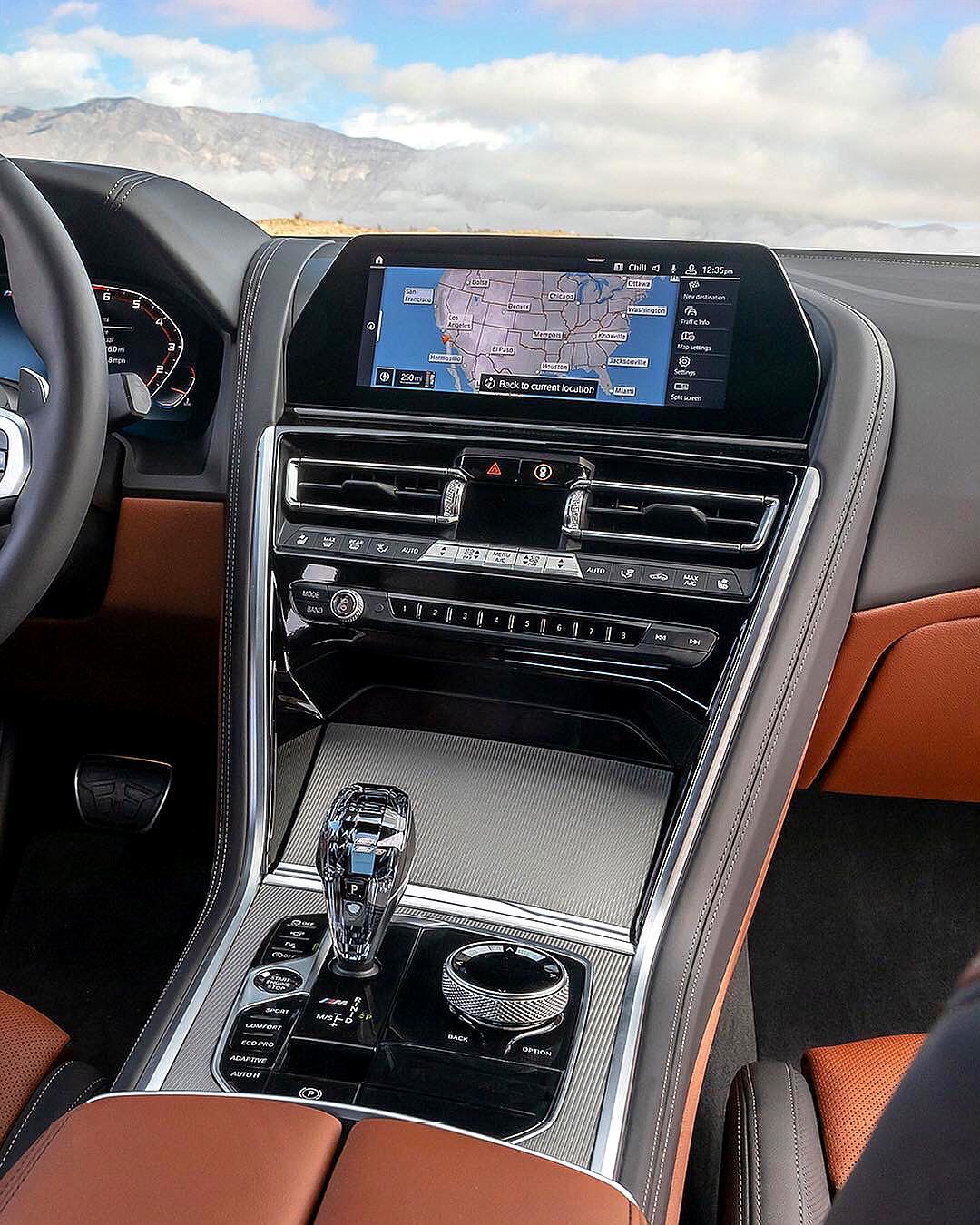 实拍宝马850i ,外观到内饰展现了经典中的辉煌