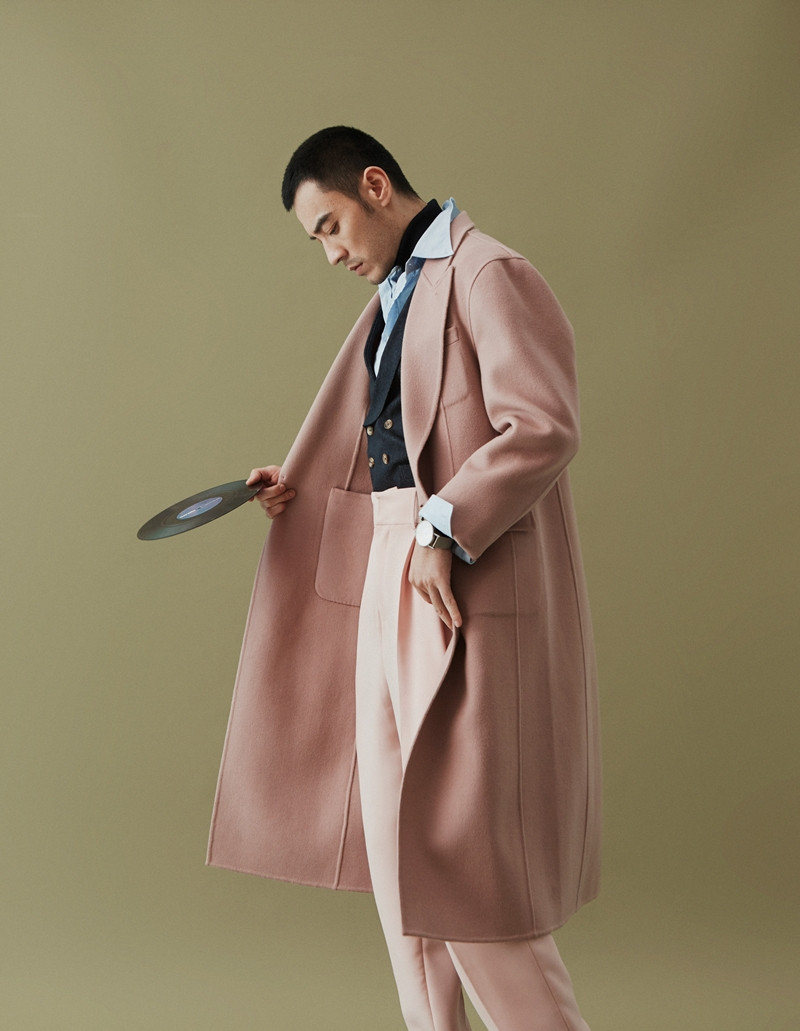 李光洁暖冬时尚大片,复古文艺感爆棚