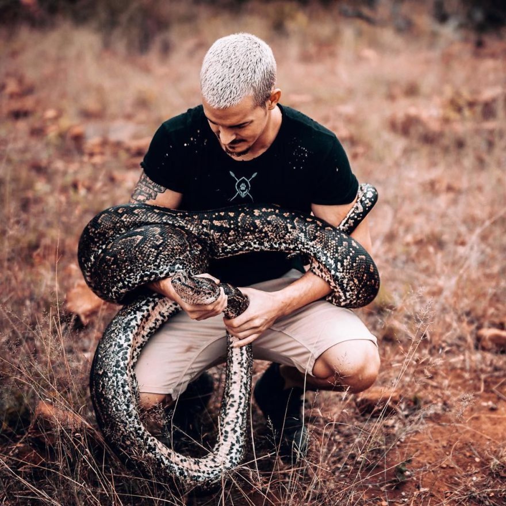这位来自瑞士名叫dean schneider的小哥哥长得帅也就算了,还特别的