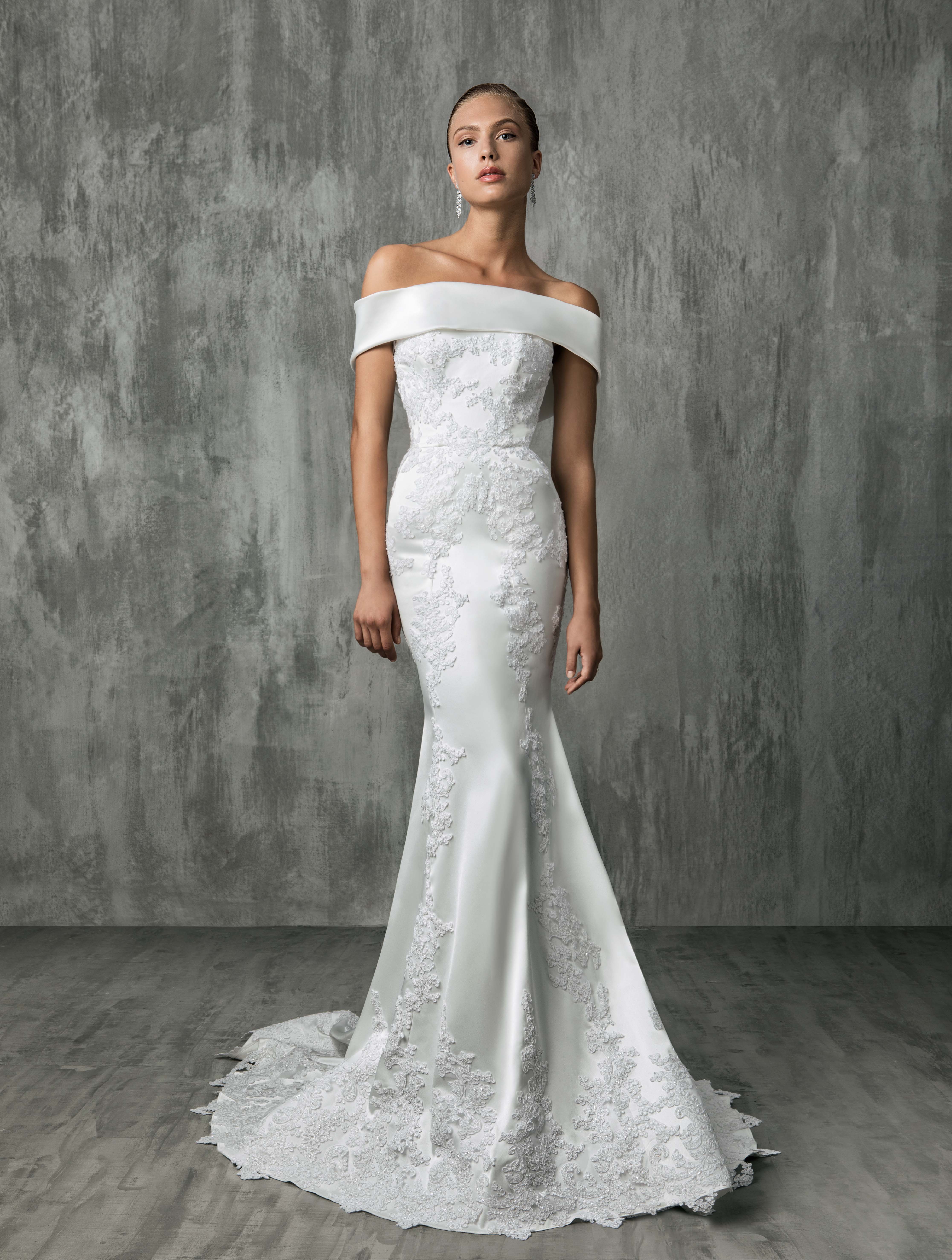 victoriakyriakides:大量的鱼尾款搭配蕾丝以及纱裙的婚纱礼服