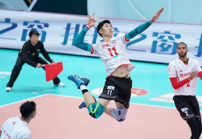 北汽男排获新赛季主场首胜!江川比朱婷还累?