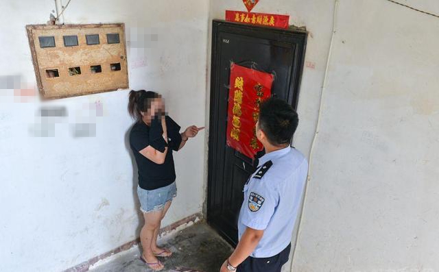 合肥庐江一卖淫团伙被警方捣毁,几名失足女现场指认窝点