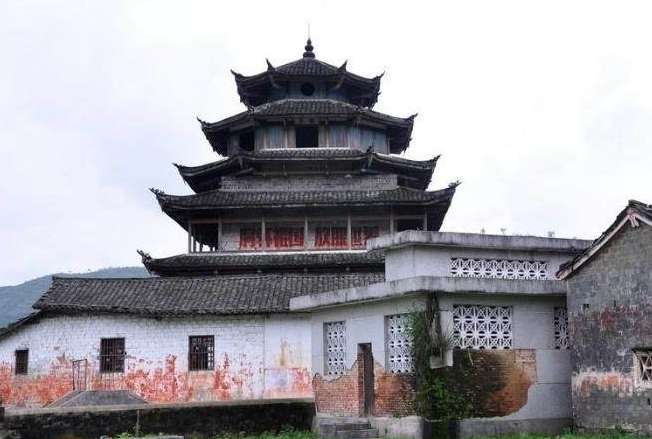 自尊心和虚荣心究竟有啥区别?马爷的回答绝了