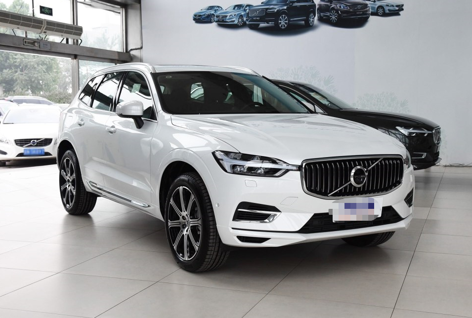 沃爾沃xc60新能源-t8e驅混合動智尊豪華版—實車亮相!