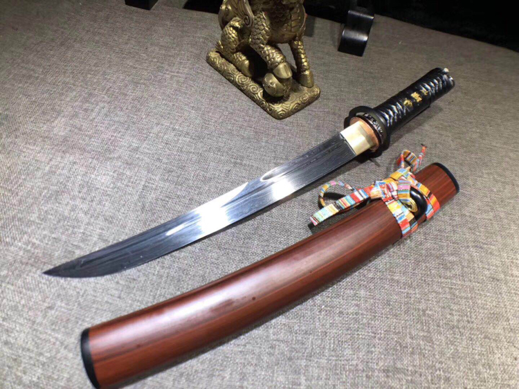 2厚度0.7钢材:折叠锻打花纹钢装具:武藏