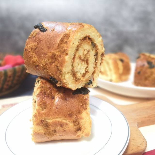 海苔肉松蛋糕卷,这样烤的才嫩黄松软,漂亮有食欲!