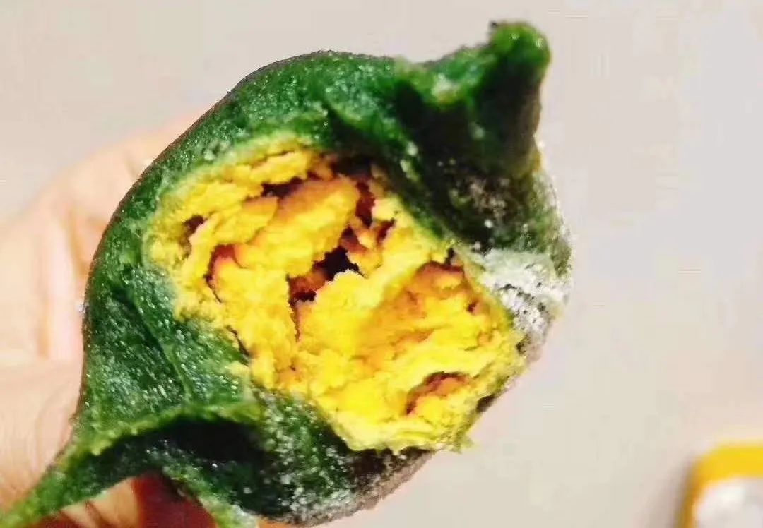 自制青团,用清明草还是艾青?松花粉馅的青团,保证你们都没吃过