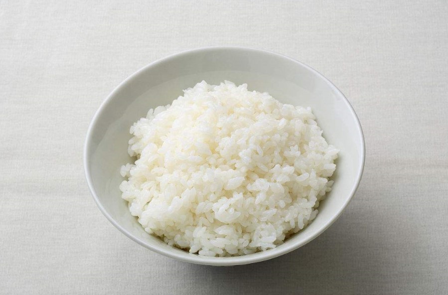 煮米饭,掌握这4个技巧,保证米饭香软可口,能让你多吃两碗饭