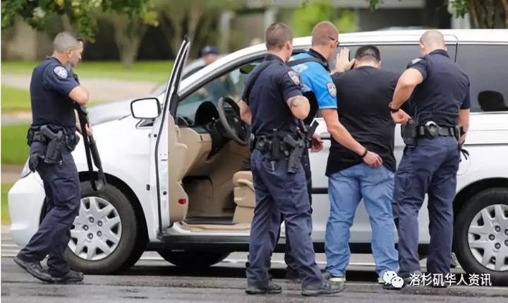 美国警察抓嫖 华人女子被捕 原来美国是这样扫黄!