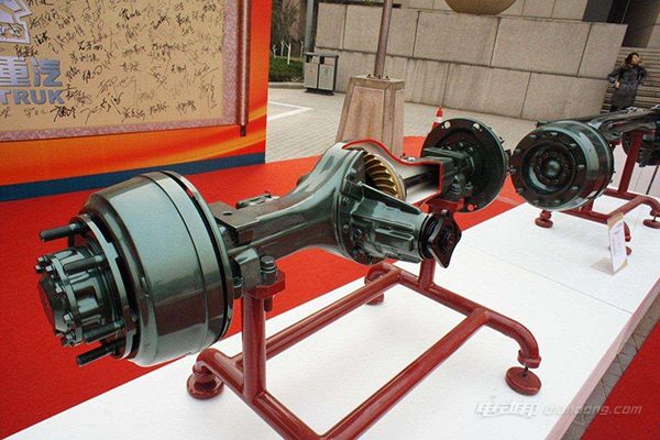 驱动桥的工作原理,什么是驱动桥?