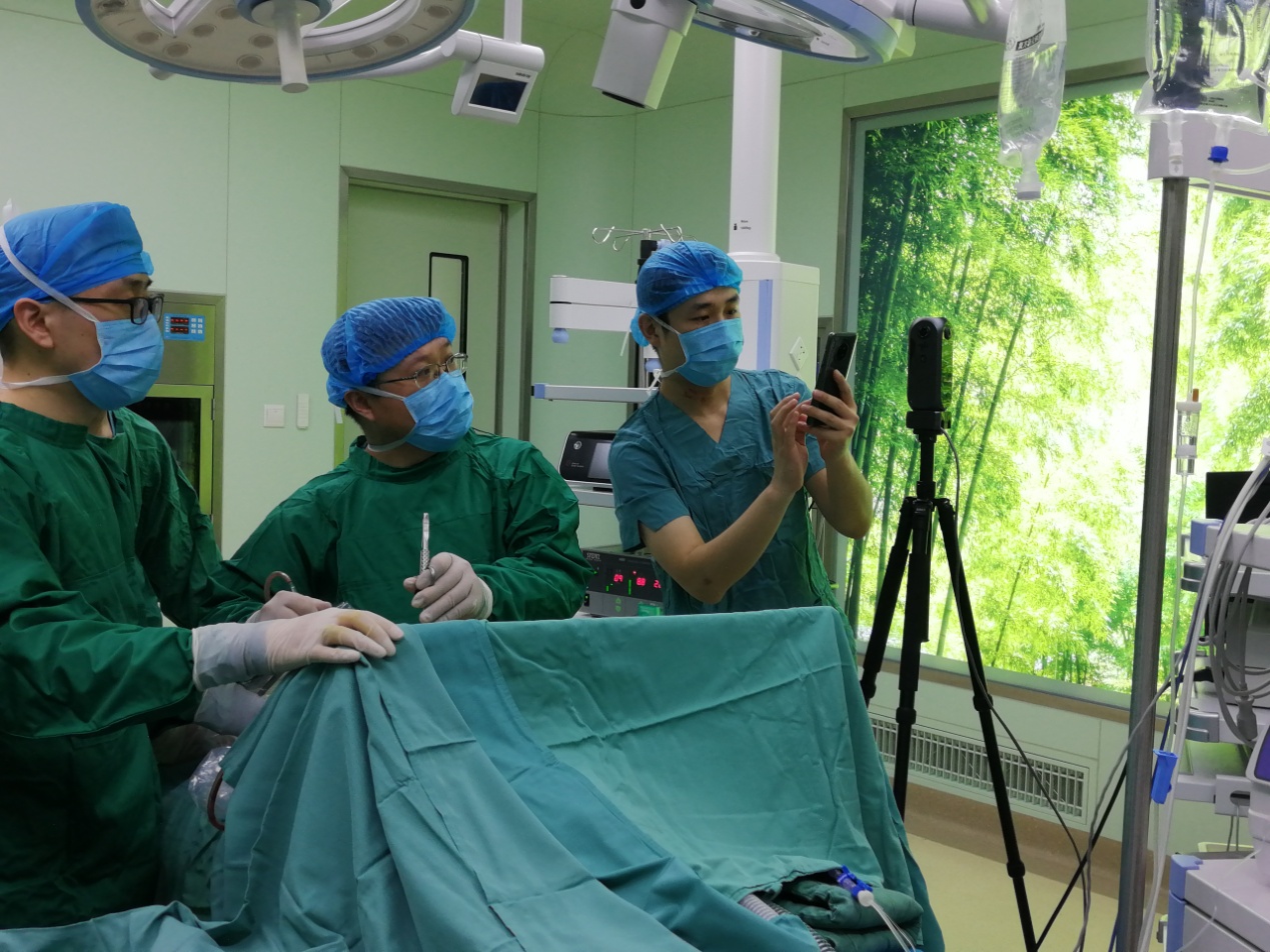聊城首例5g vr手术直播完成 第一视角带您体验手术全过程