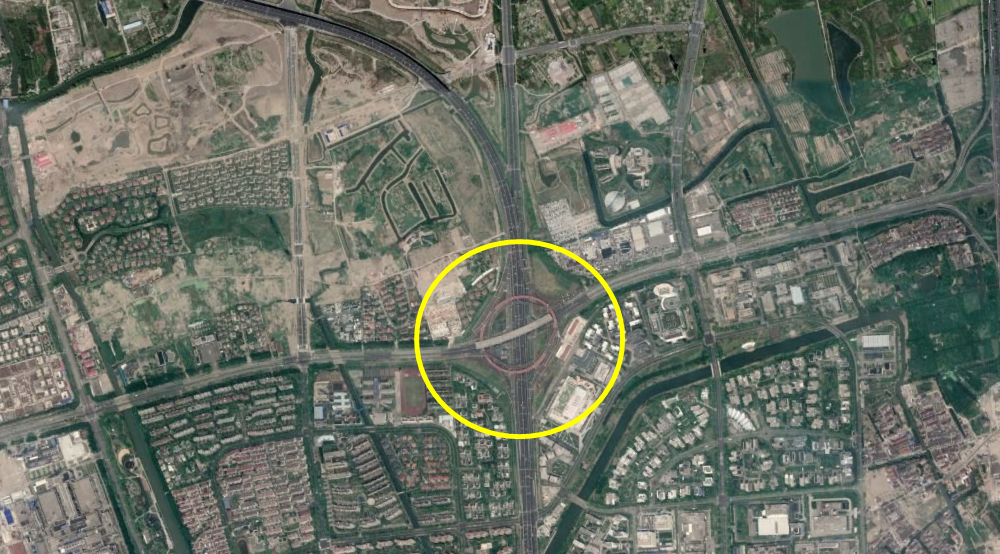 线立交桥卫星图 下面是浦东新区龙东大道与中环线立交桥附近的地图